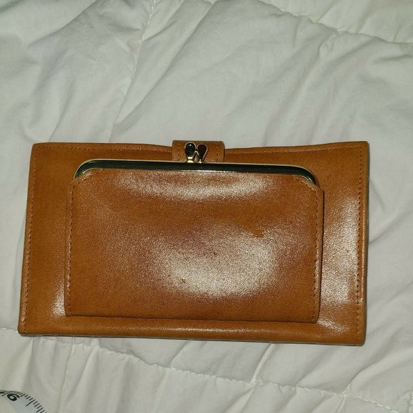 amity cowhide split wallet